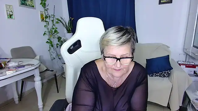 Selenna57 Live XXX-Chat