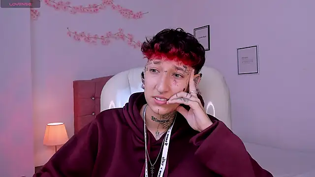 Chatroom XXX en direct de Luci_Rose