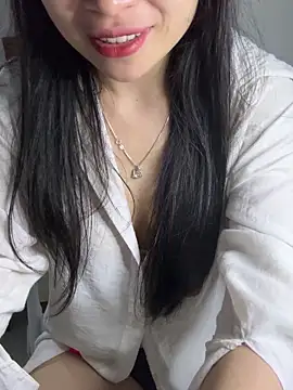 Tinn_tin 在線直播表演