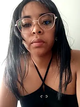 Babyfull_lips: онлайн-секс-чат