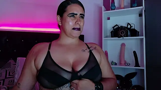 MariaGaitan's Live XXX Chat