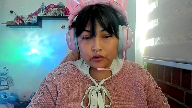 Shaddycute_ Adlı Modelin Canlı XXX Sohbeti