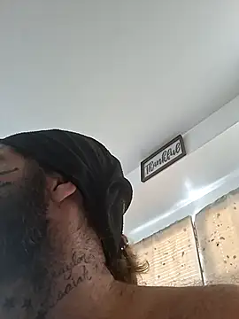 AmerikanDadd317 webcam show