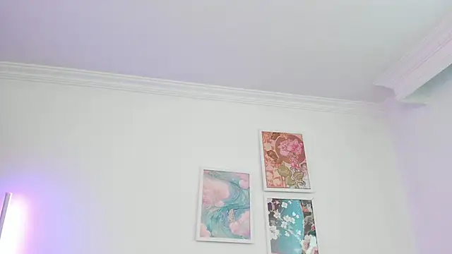 canelleGarces Adlı Modelin Canlı XXX Sohbeti