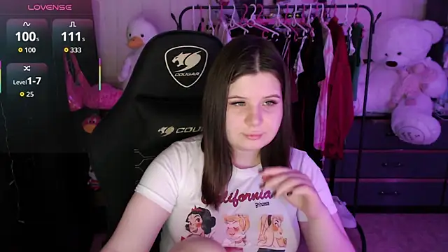 AmyVibess Live XXX-Chat