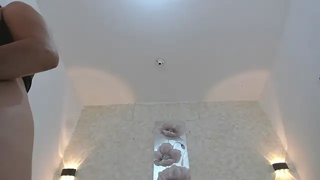 Chat XXX ao vivo de thamiina_