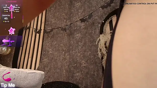 salome-gh live XXX chat