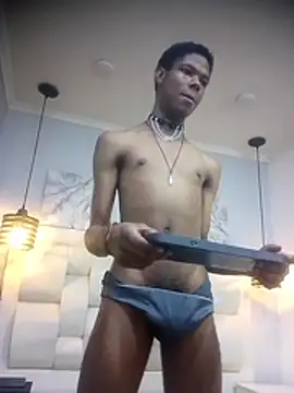 Santiago_Ortiz_ Live XXX-Chat