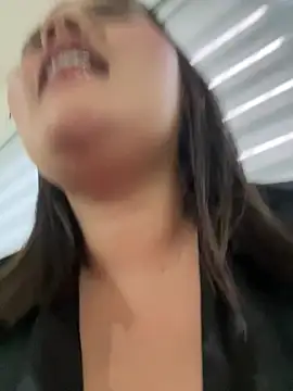 Chat +18 de Lia_sexx ao vivo