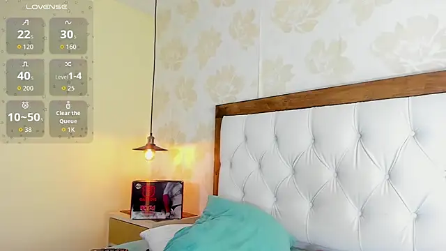 IRISCLARK1's Live XXX Chat