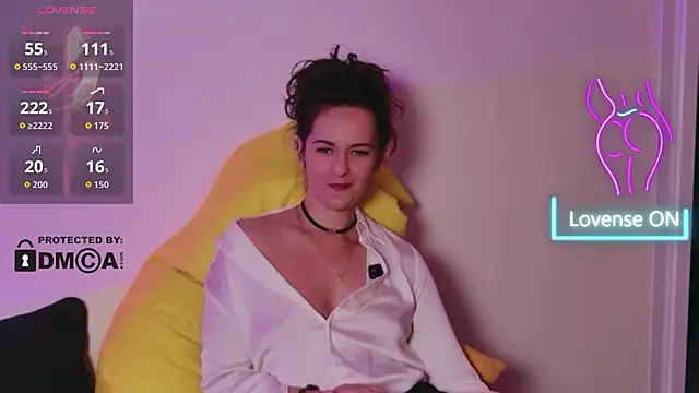 Chat +18 de Witch_in_Velvet ao vivo