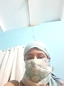 Shazfairy Adlı Modelin Canlı XXX Sohbeti