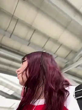 Chat XXX en directo de RojitasTeaseX_