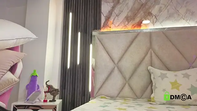 Happy_tits: απευθείας συνομιλία ΧΧΧ