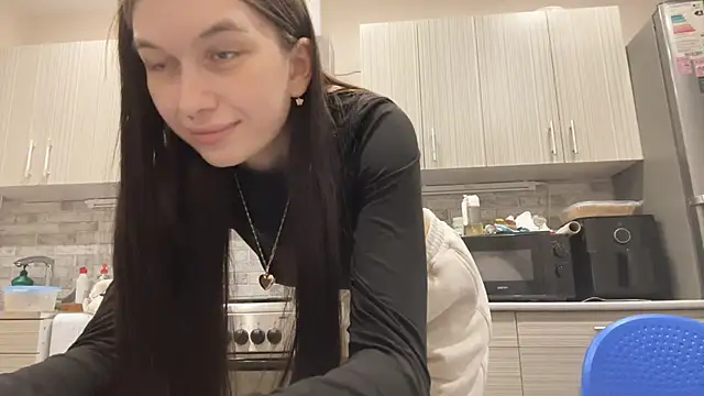 LaraDraggoo Chat XXX live