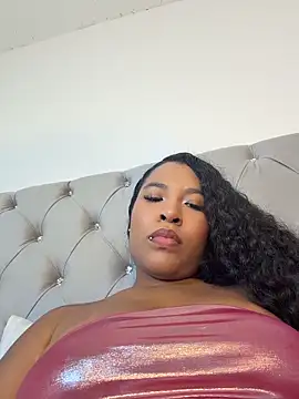 izzybelmonth12 élő XXX-chatje