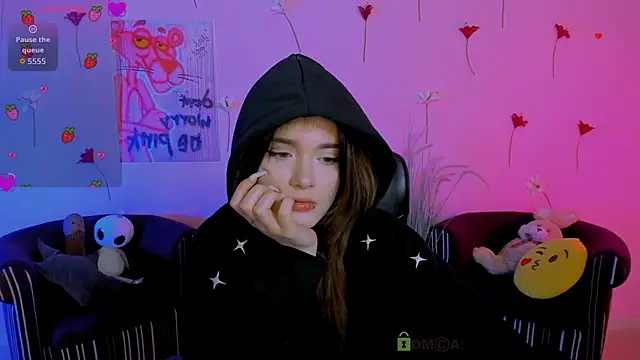 liana_kisses 即時 XXX 聊天