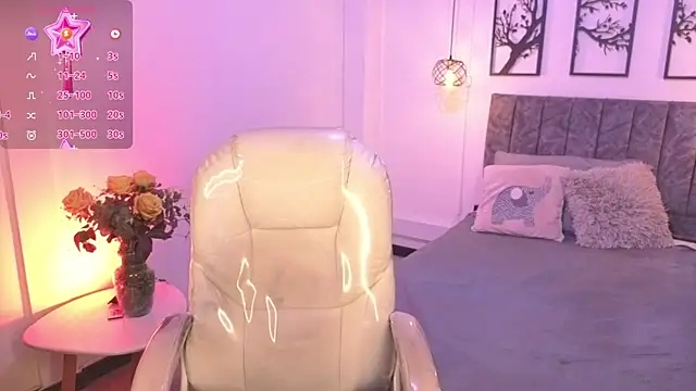 دردشة Abigaiil__ds الجنسية المباشرة