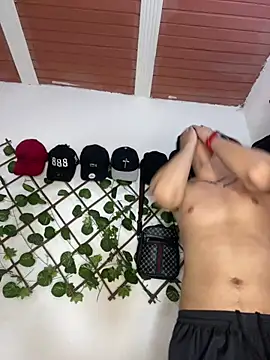 Themasterhades_777 – Naživo XXX chat