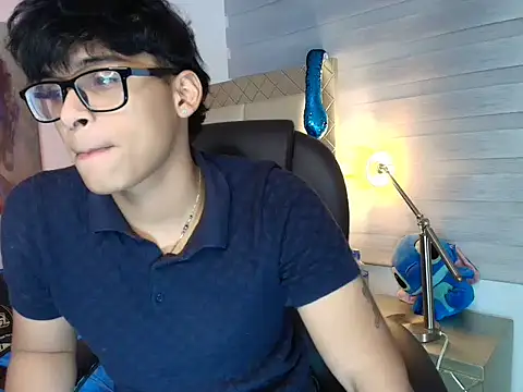 mathias_oberlin – Naživo XXX chat