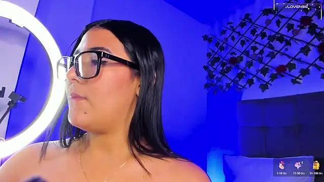 Czat XXX na żywo – Lilith_RoseCss