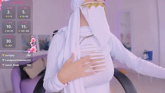 salma_isawwii Show Webcam