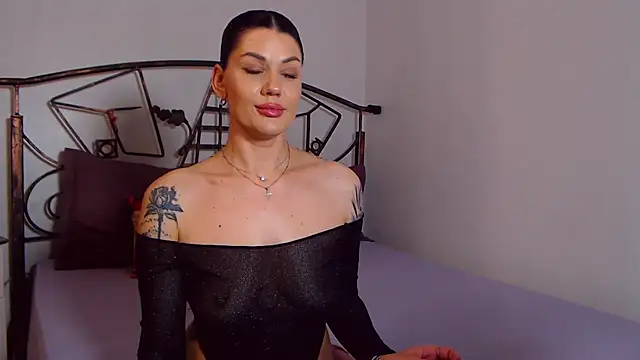 YvonneEverlee – webcam-show