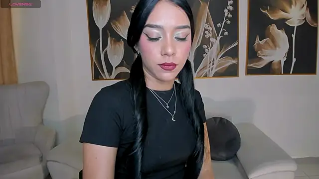 AmaliaCrus Chat XXX in diretta