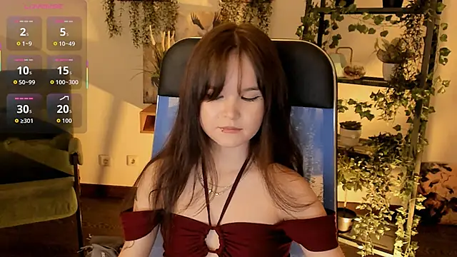 ElainebenessのライブXXXチャット