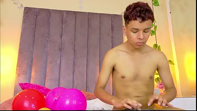 Xavier_Fox___ Webcamshow