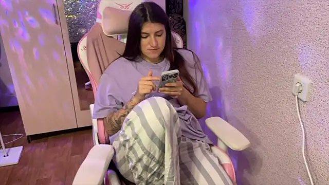 Katrin__kiss – Live XXX-chat