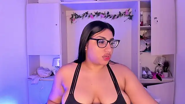 CANDYGABYYのライブXXXチャット