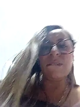 Katalina_S3xy élő XXX-chatje