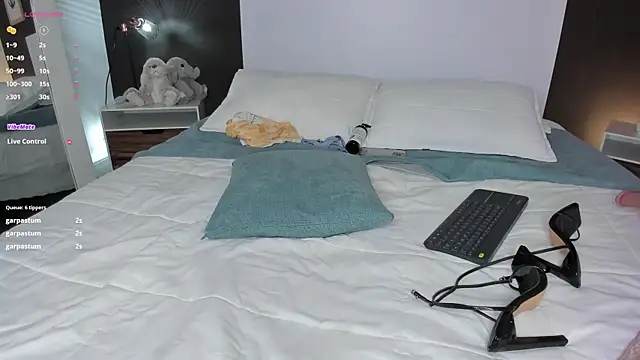 AlannaRussell_ élő XXX-chatje