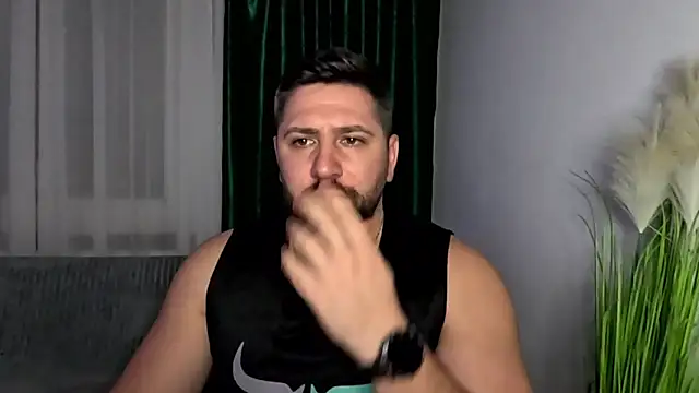 عرض كام Gold_Alpha_Boy