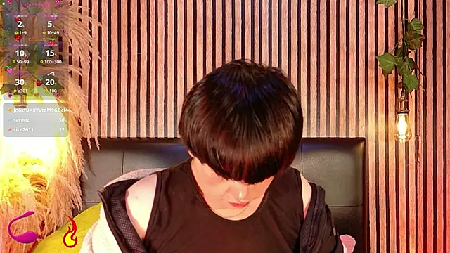 عرض كام Hiddenhotcake