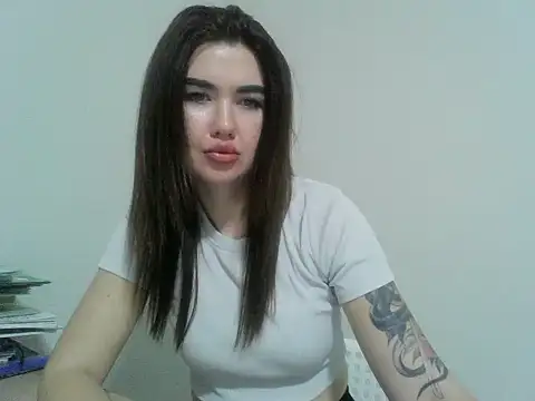 Kirelya Live XXX-Chat