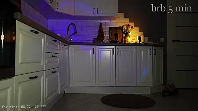 Moni_Carroll Adlı Modelin Canlı XXX Sohbeti