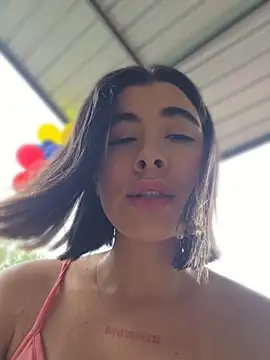 Czat XXX na żywo – Sweetnahoxxx