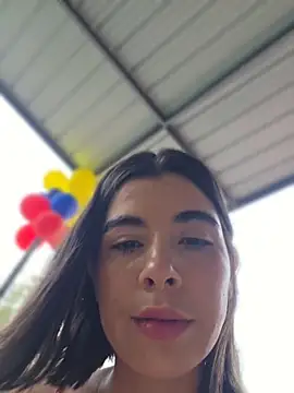 Sweetnahoxxx's Live XXX Chat