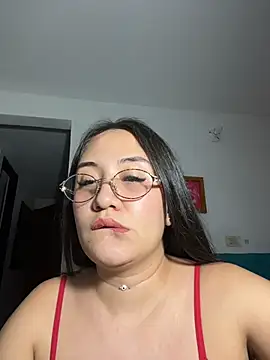 Melody_Spencer26 Adlı Modelin Canlı XXX Sohbeti