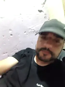 gusto14cm Show in webcam