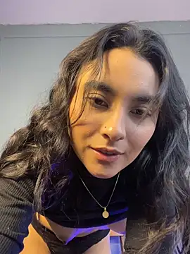 Chat +18 de Zafira_Montiel ao vivo