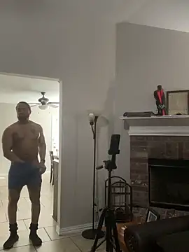 Fathero1time 即時 XXX 聊天