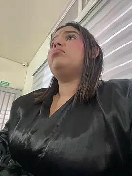 Lia_sexx: онлайн-секс-чат