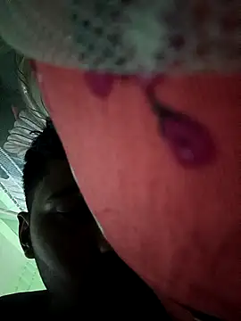 Chat +18 de mahadakha78 ao vivo