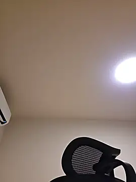 MiaRides19 Adlı Modelin Canlı XXX Sohbeti