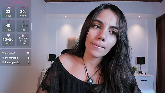 martina_mancini's Live XXX Chat