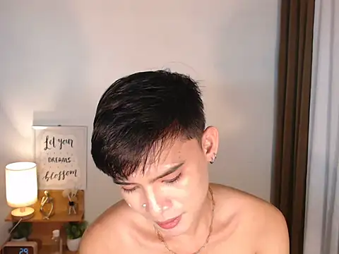 asian_dai Chat XXX live