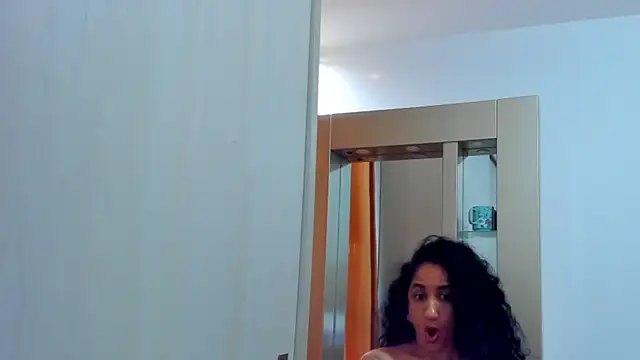 แชท XXX สดของ alaskmiller1